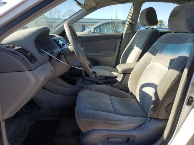 Photo 7 from auction – 2002 TOYOTA CAMRY LE with VIN 4T1BE32K32U004741