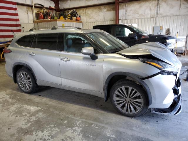 Photo 4 from auction – 2020 TOYOTA HIGHLANDER with VIN 5TDEBRCH9LS004913