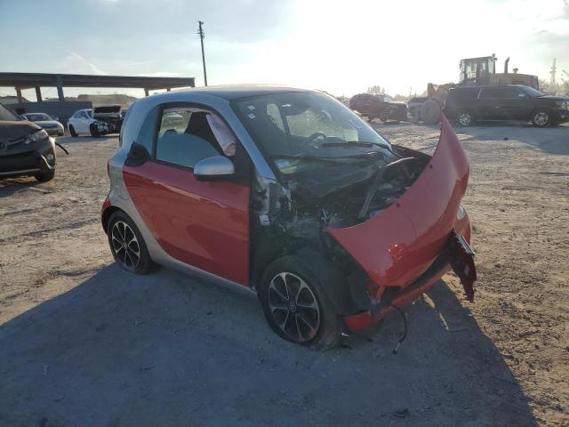 Photo 4 from auction – 2017 SMART FORTWO with VIN WMEFJ5DA6HK194414