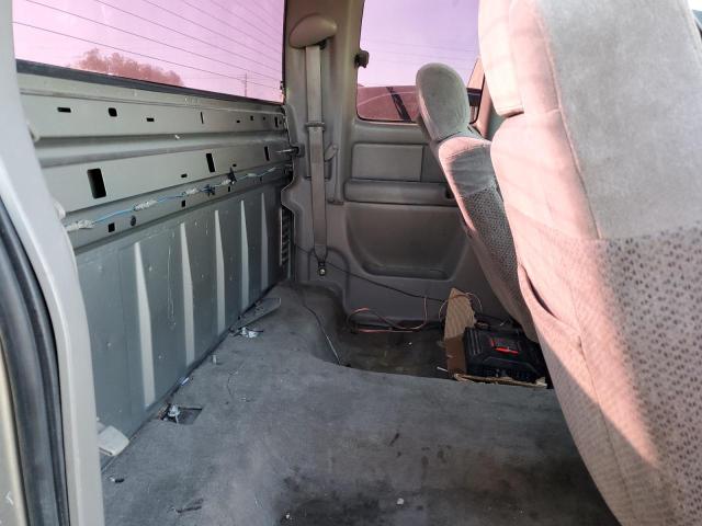 Photo 10 from auction – 1999 CHEVROLET SILVERADO with VIN 1GCEC19T4XZ116355