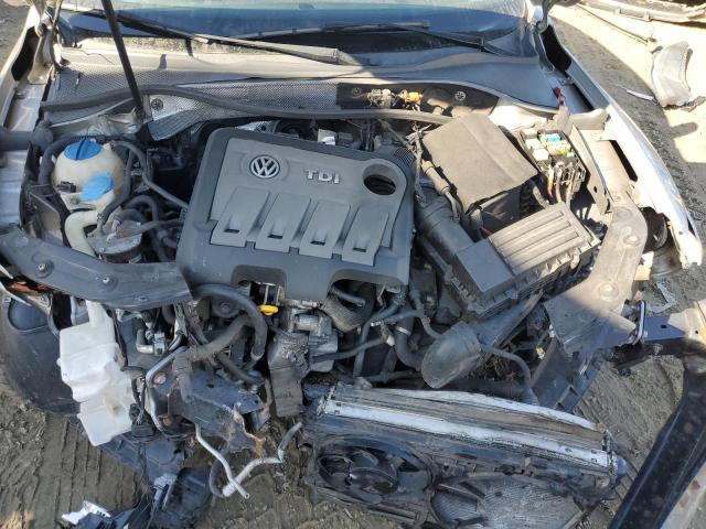 Photo 11 from auction – 2014 VOLKSWAGEN PASSAT SE with VIN 1VWBN7A38EC079772