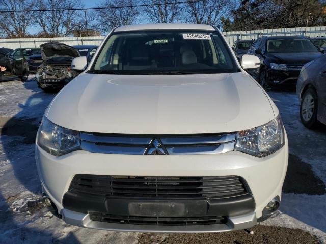 Photo 5 from auction – 2015 MITSUBISHI OUTLANDER with VIN JA4AD3A33FZ007283