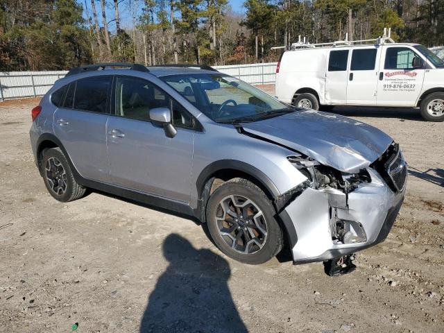 Photo 4 from auction – 2016 SUBARU CROSSTREK with VIN JF2GPADC2G8249630