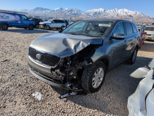 KIA SORENTO LX 2016 with VIN 5XYPG4A36GG164464 - Photo from auction