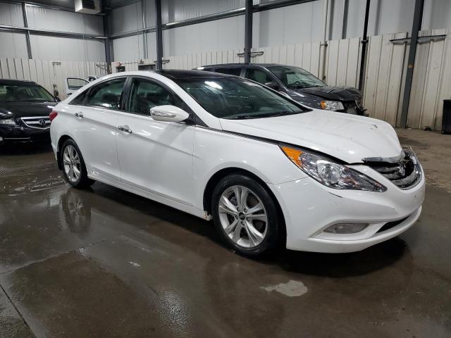 Photo 4 from auction – 2013 HYUNDAI SONATA SE with VIN 5NPEC4AC2DH708398