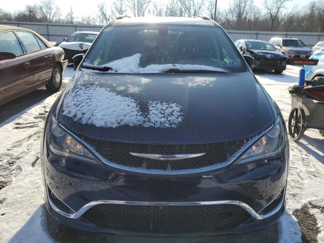 Photo 5 from auction – 2018 CHRYSLER PACIFICA T with VIN 2C4RC1BG5JR354599