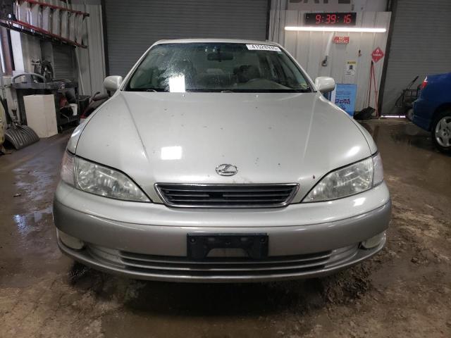 Photo 5 from auction – 1997 LEXUS ES 300 with VIN JT8BF22GXV5007625