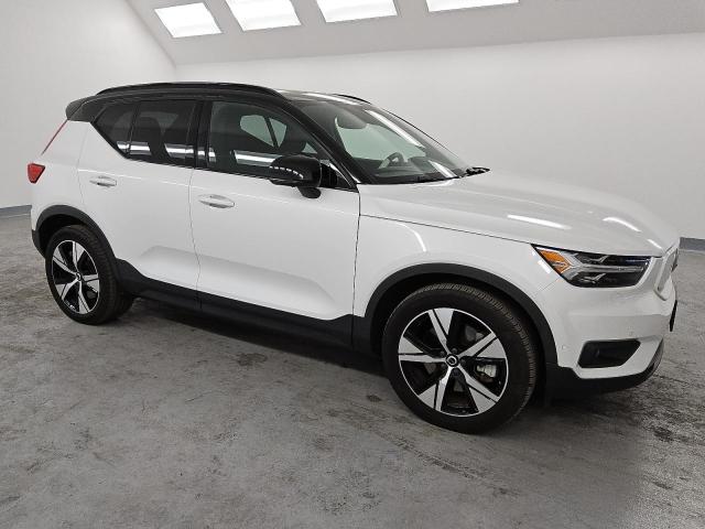 Photo 4 from auction – 2022 VOLVO XC40 P8 RE with VIN YV4ED3UR2N2687964
