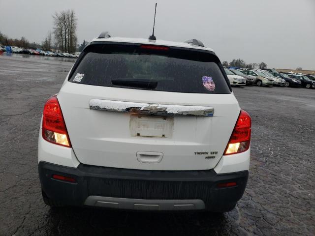 Photo 6 from auction – 2016 CHEVROLET TRAX LTZ with VIN 3GNCJRSB2GL165632
