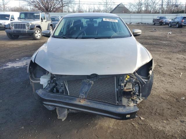 Photo 5 from auction – 2015 VOLKSWAGEN PASSAT S with VIN 1VWAT7A37FC056597