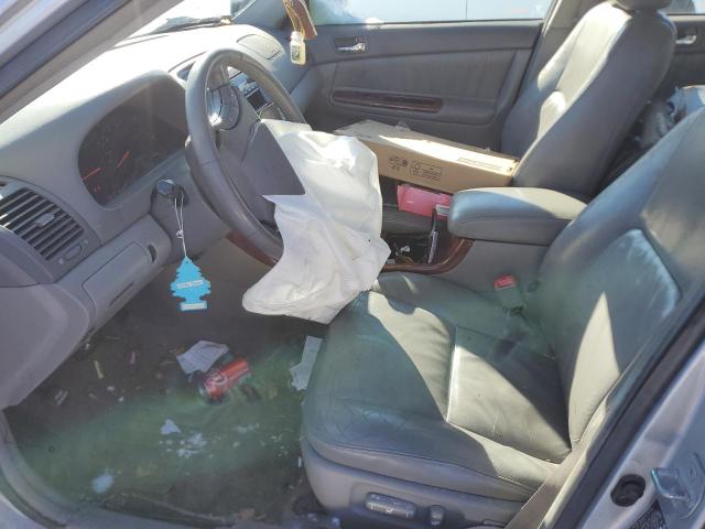 Photo 7 from auction – 2005 TOYOTA CAMRY LE with VIN 4T1BF30K25U102793