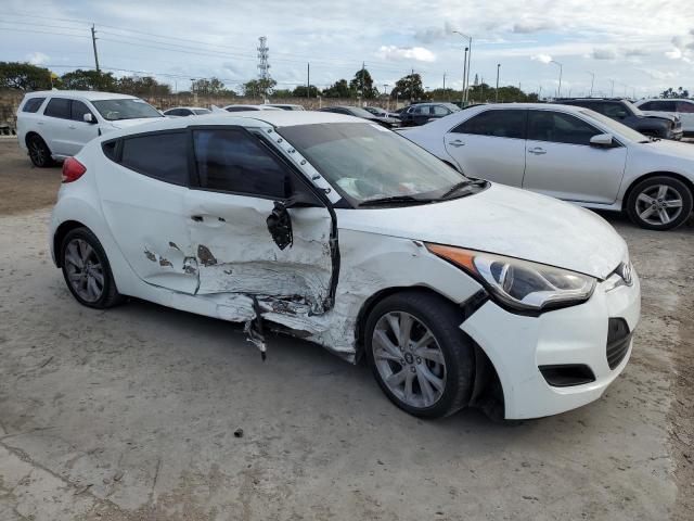 Снимка 4 от търг – 2016 HYUNDAI VELOSTER с VIN KMHTC6AD4GU268833