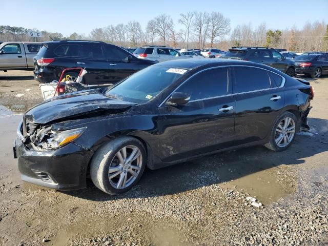 NISSAN ALTIMA 3.5 2017 with VIN 1N4BL3AP1HC184118 - Photo from auction