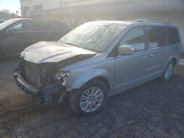 Photo 1 from auction – 2014 CHRYSLER TOWN & COU with VIN 2C4RC1GG8ER225478