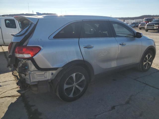 Photo 3 from auction – 2016 KIA SORENTO EX with VIN 5XYPH4A14GG055982