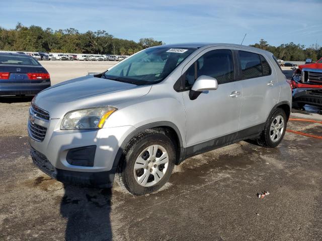Zdjęcie 1 z aukcji – 2015 CHEVROLET TRAX LS z VIN 3GNCJKSB9FL217795