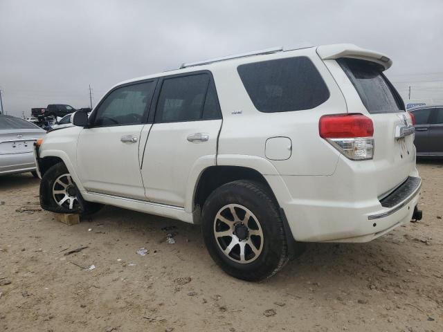 Photo 2 from auction – 2011 TOYOTA 4RUNNER SR with VIN JTEZU5JR5B5031848