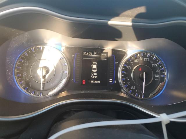 Photo 9 from auction – 2015 CHRYSLER 200 LIMITE with VIN 1C3CCCAB4FN685688