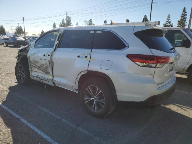 Photo 2 from auction – 2018 TOYOTA HIGHLANDER with VIN 5TDZARFH3JS034311