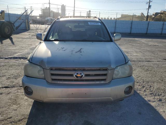 Photo 5 from auction – 2004 TOYOTA HIGHLANDER with VIN JTEDD21AX40103985