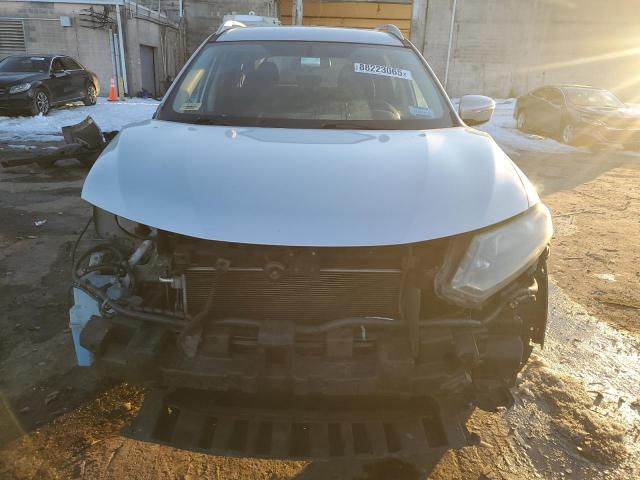 Photo 5 from auction – 2015 NISSAN ROGUE S with VIN 5N1AT2MVXFC922761