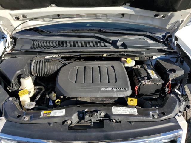 Photo 12 from auction – 2013 CHRYSLER TOWN & COU with VIN 2C4RC1CG3DR684745