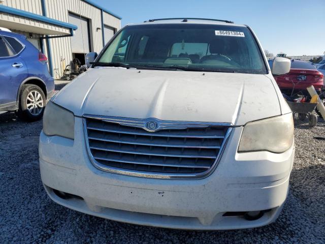 Photo 5 from auction – 2010 CHRYSLER TOWN & COU with VIN 2A4RR5D12AR217662