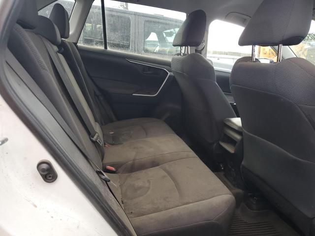 Photo 11 from auction – 2021 TOYOTA RAV4 LE with VIN 2T3F1RFV2MC155473