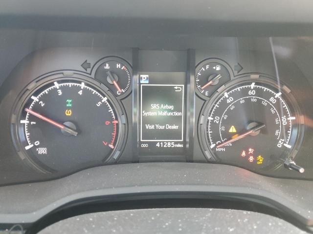Photo 9 from auction – 2022 TOYOTA 4RUNNER SR with VIN JTEMU5JRXN6068211