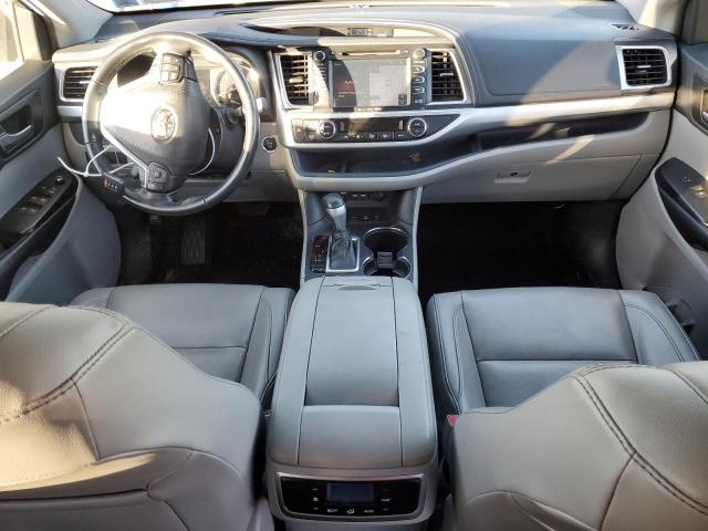 Photo 8 from auction – 2019 TOYOTA HIGHLANDER with VIN 5TDJZRFH8KS608229
