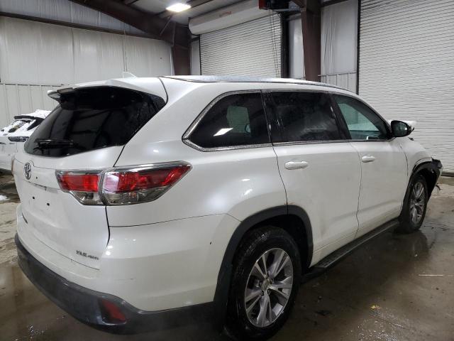 Photo 3 from auction – 2015 TOYOTA HIGHLANDER with VIN 5TDJKRFH3FS223347