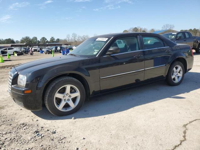 CHRYSLER 300 LX 2008 with VIN 2C3KA43R78H123104 - Photo from auction