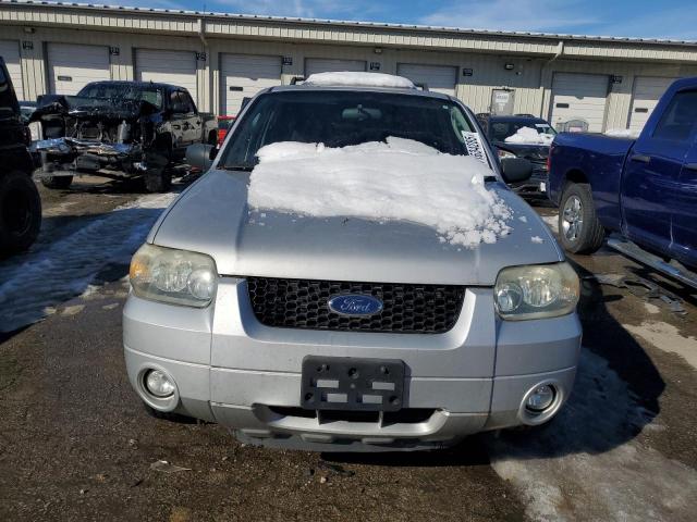 Photo 5 from auction – 2006 FORD ESCAPE with VIN 1FMYU03167KA60693