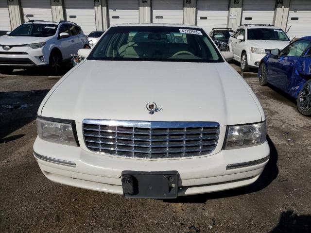 Photo 5 from auction – 1998 CADILLAC DEVILLE with VIN 1G6KD54Y6WU702886