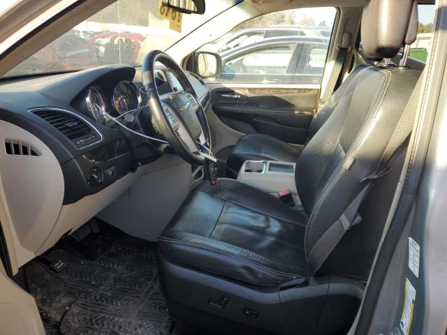 Photo 7 from auction – 2015 CHRYSLER TOWN & COU with VIN 2C4RC1BG5FR589236