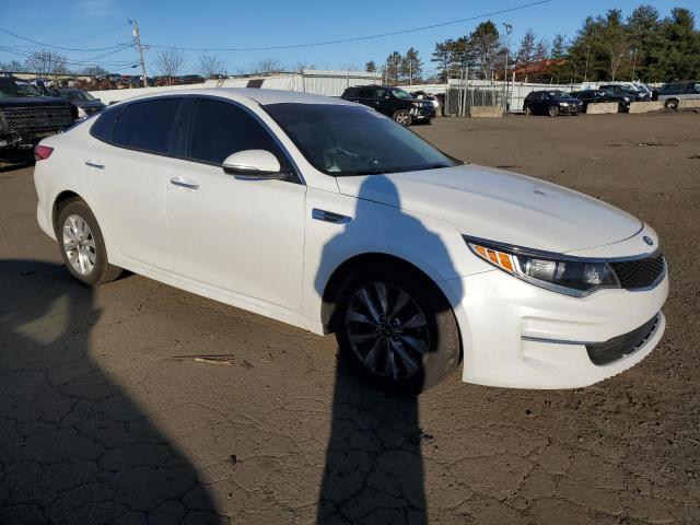 Photo 4 from auction – 2018 KIA OPTIMA LX with VIN 5XXGT4L30JG260417