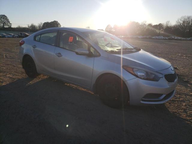 Photo 4 from auction – 2015 KIA FORTE LX with VIN KNAFX4A67F5310445