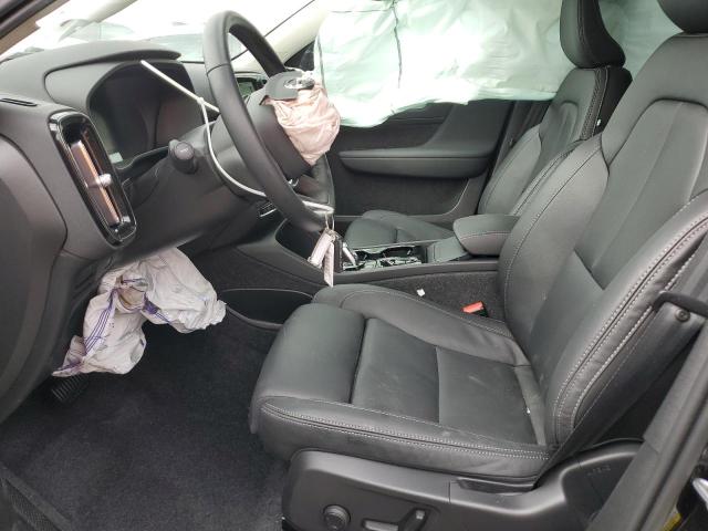 Photo 7 from auction – 2025 VOLVO XC40 PLUS with VIN YV4L12UC3S2501494