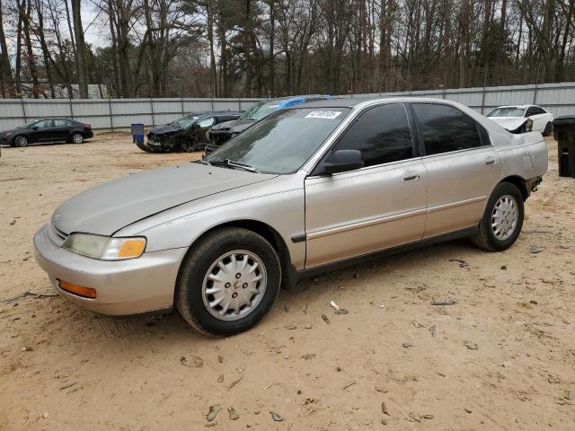 HONDA ACCORD LX 1997 with VIN JHMCD5631VC005082 - Photo from auction