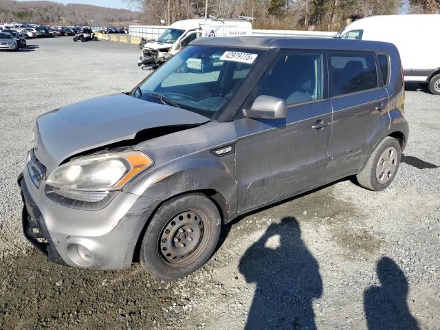 KIA SOUL 2013 with VIN KNDJT2A52D7553683 - Photo from auction