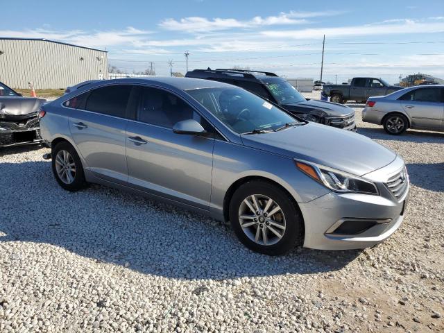 Photo 4 from auction – 2016 HYUNDAI SONATA SE with VIN 5NPE24AF6GH369887