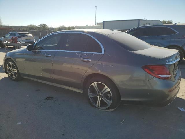 Photo 2 from auction – 2018 MERCEDES-BENZ E 300 with VIN WDDZF4JB5JA387059