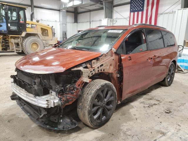 CHRYSLER PACIFICA T 2018 with VIN 2C4RC1BG2JR289078 - Photo from auction