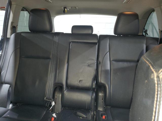 Photo 10 from auction – 2019 TOYOTA HIGHLANDER with VIN 5TDJZRFHXKS704718