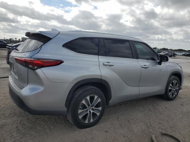 Снимка 3 от търг – 2023 TOYOTA HIGHLANDER с VIN 5TDKDRAH3PS020224