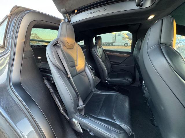 Photo 6 from auction – 2017 TESLA MODEL X with VIN 5YJXCBE21HF045666
