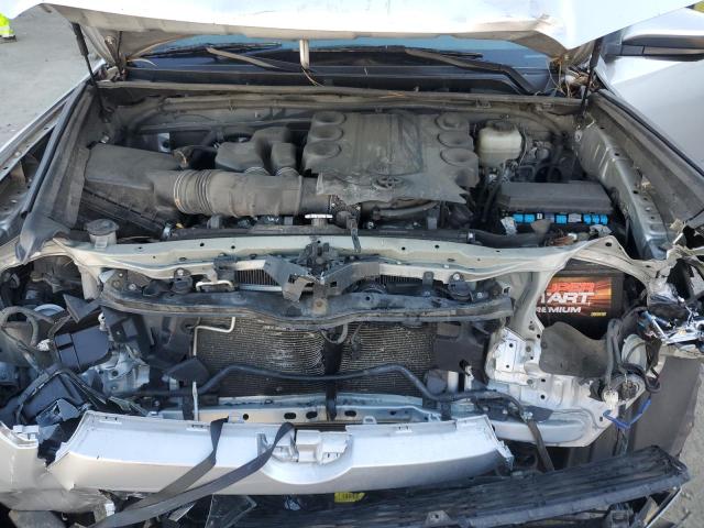 Photo 12 from auction – 2015 TOYOTA 4RUNNER SR with VIN JTEBU5JR2F5242030