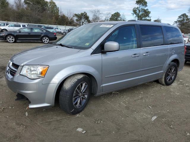DODGE GRAND CARA 2017 with VIN 2C4RDGCG8HR685878 - Photo from auction