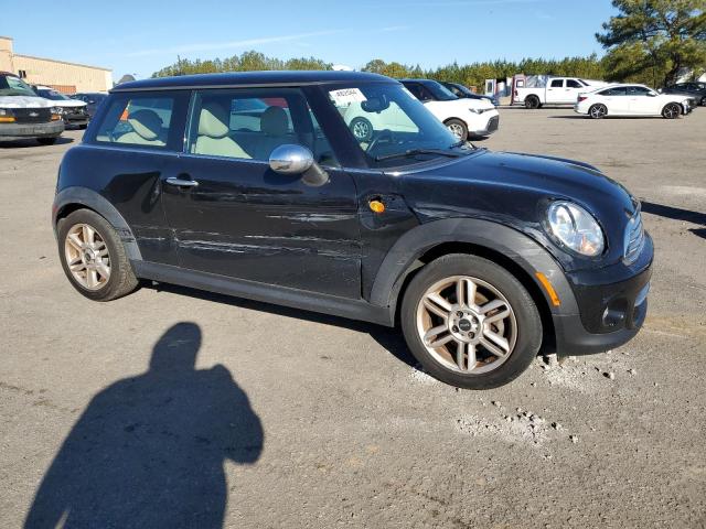 Photo 4 from auction – 2011 MINI COOPER with VIN WMWSU3C56BT099458