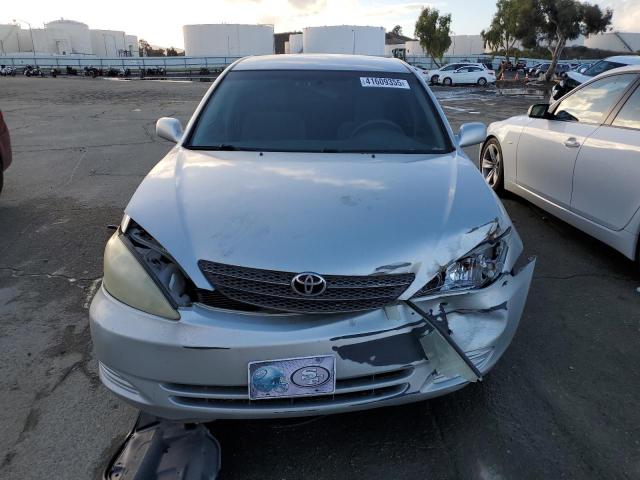 Photo 5 from auction – 2004 TOYOTA CAMRY LE with VIN 4T1BE32K44U369755